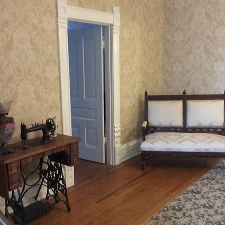 Grand Avenue Bed And Breakfast Carthage Eksteriør bilde