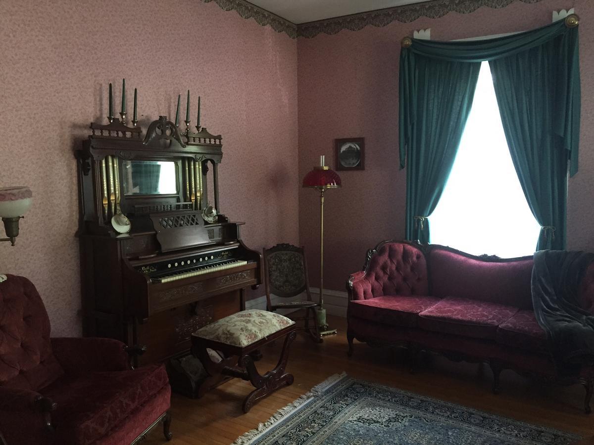 Grand Avenue Bed And Breakfast Carthage Eksteriør bilde